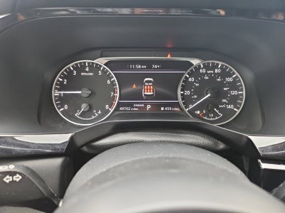 2025 Nissan Pathfinder SV