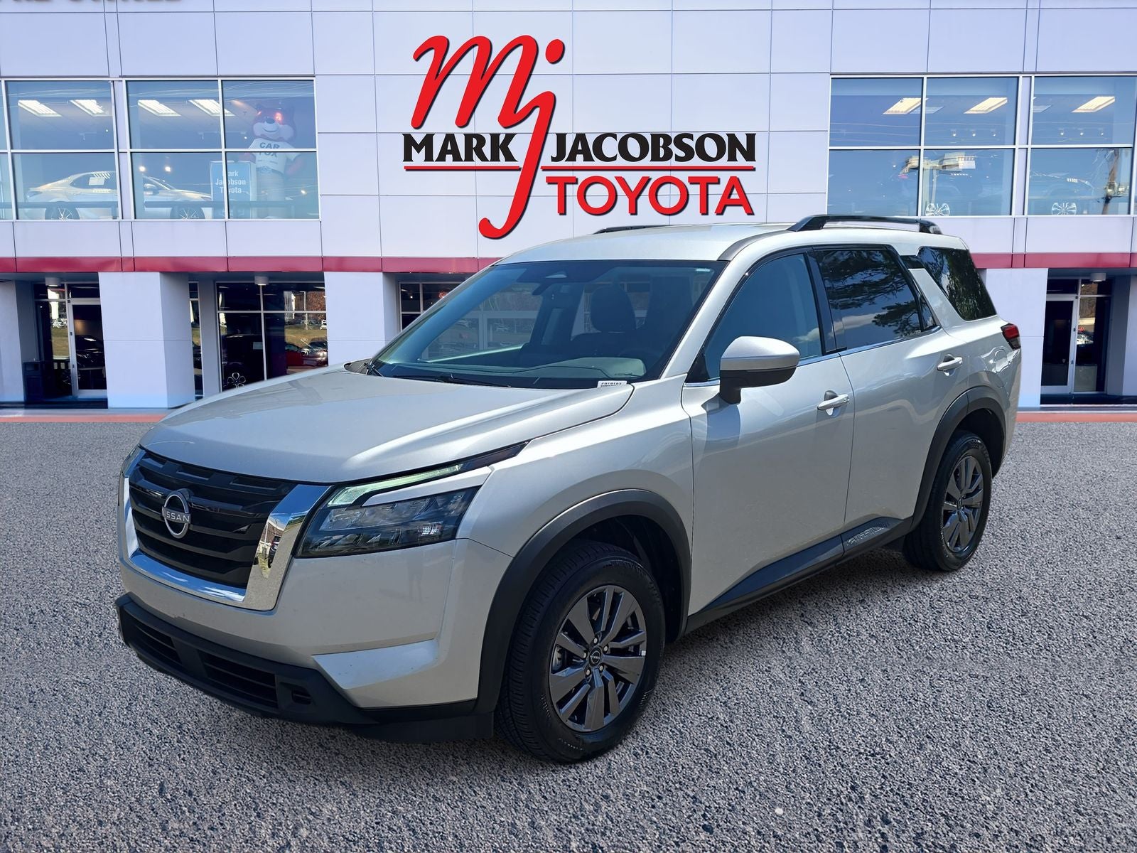 2025 Nissan Pathfinder SV 4WD's photo
