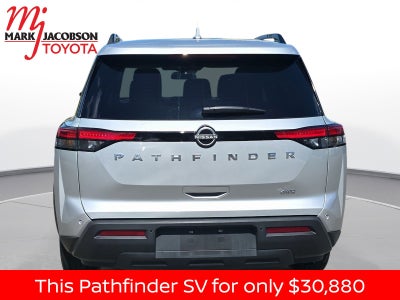 2025 Nissan Pathfinder SV