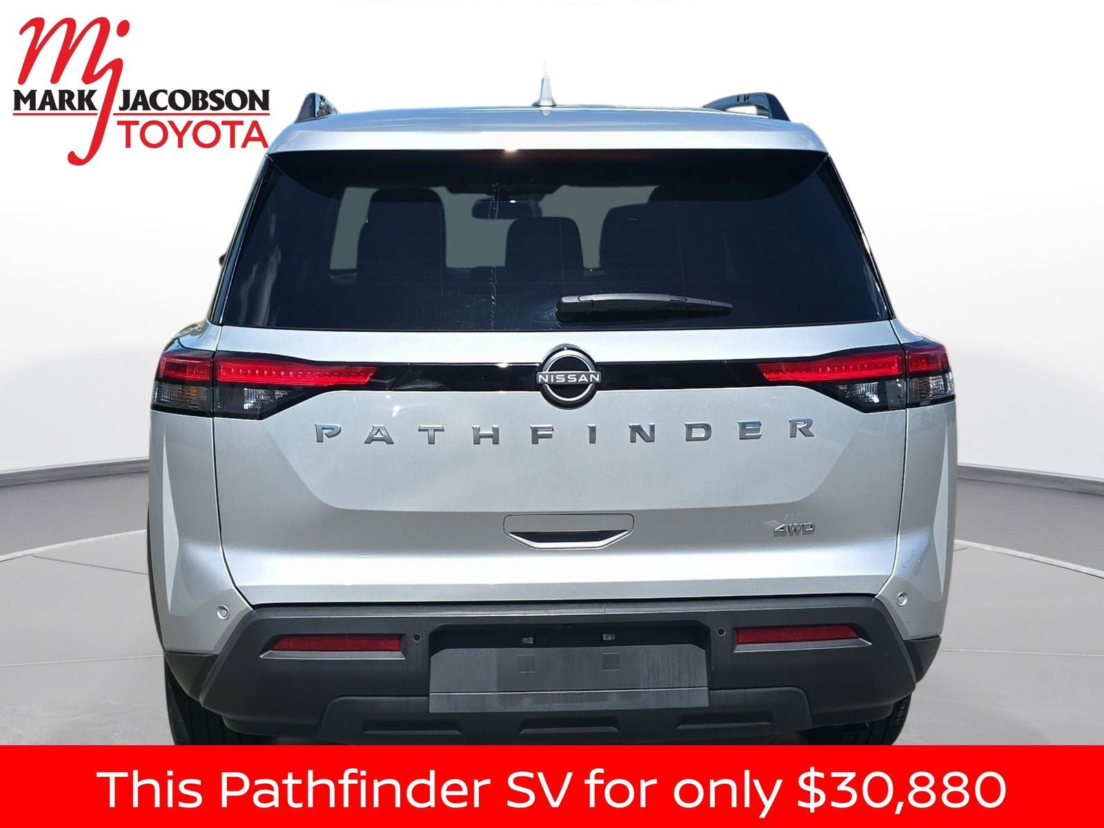 2025 Nissan Pathfinder SV