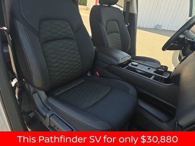 2025 Nissan Pathfinder SV