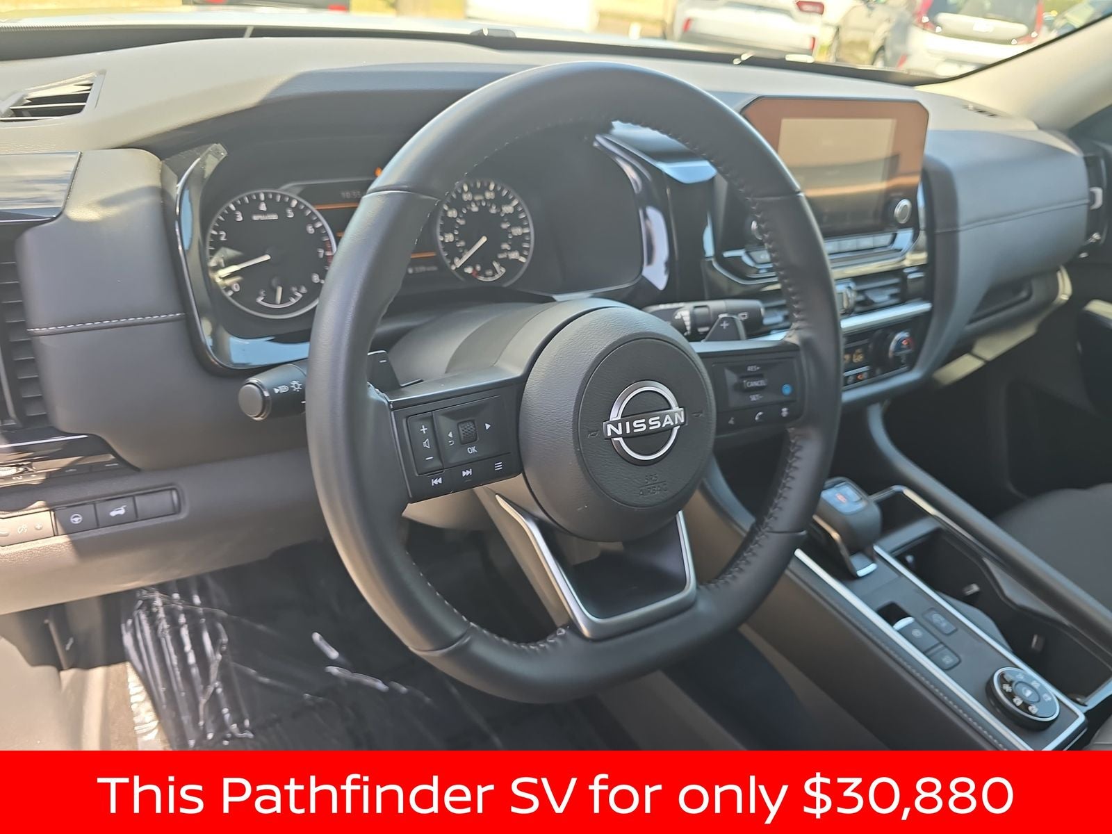 2025 Nissan Pathfinder SV