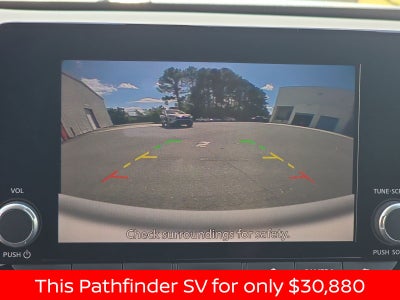 2025 Nissan Pathfinder SV