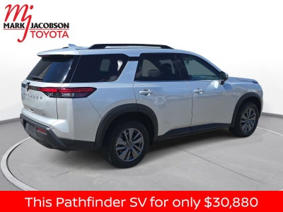 2025 Nissan Pathfinder SV
