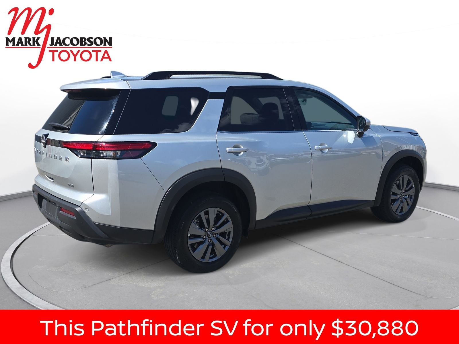 2025 Nissan Pathfinder SV