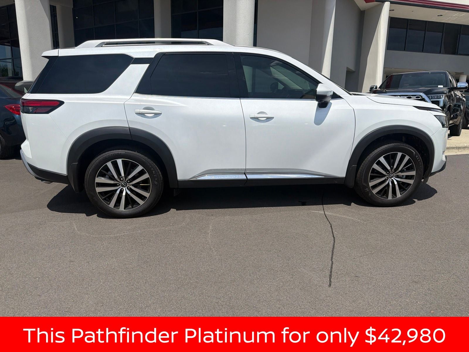 2025 Nissan Pathfinder Platinum
