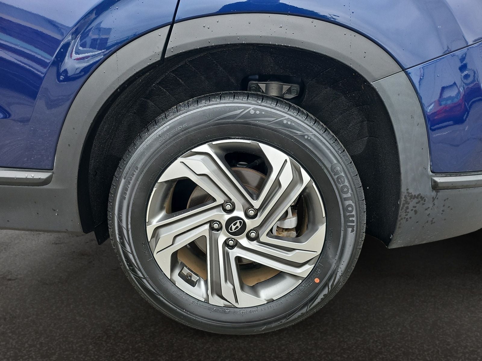 2023 Hyundai Santa Fe SE