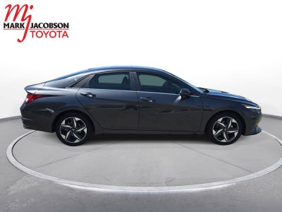 2022 Hyundai Elantra Limited