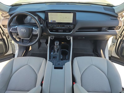 2025 Toyota Grand Highlander XLE
