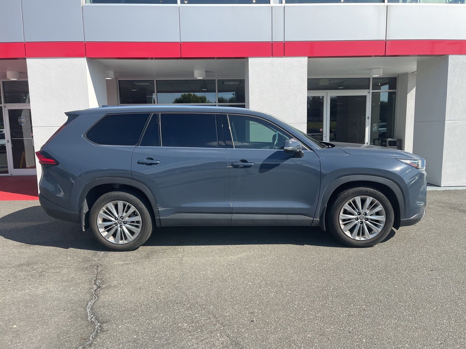 2024 Toyota Grand Highlander Platinum