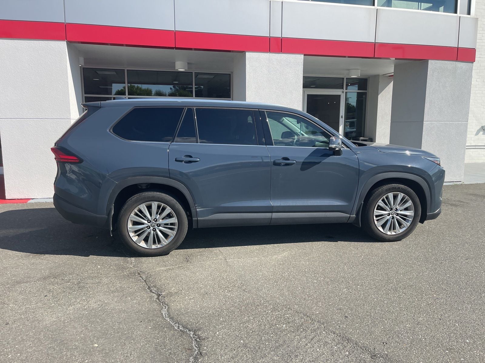 2024 Toyota Grand Highlander Platinum