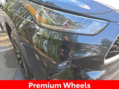 2023 Toyota Highlander Hybrid Bronze Edition