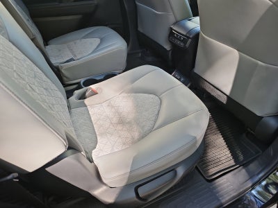 2023 Toyota Highlander Hybrid Bronze Edition