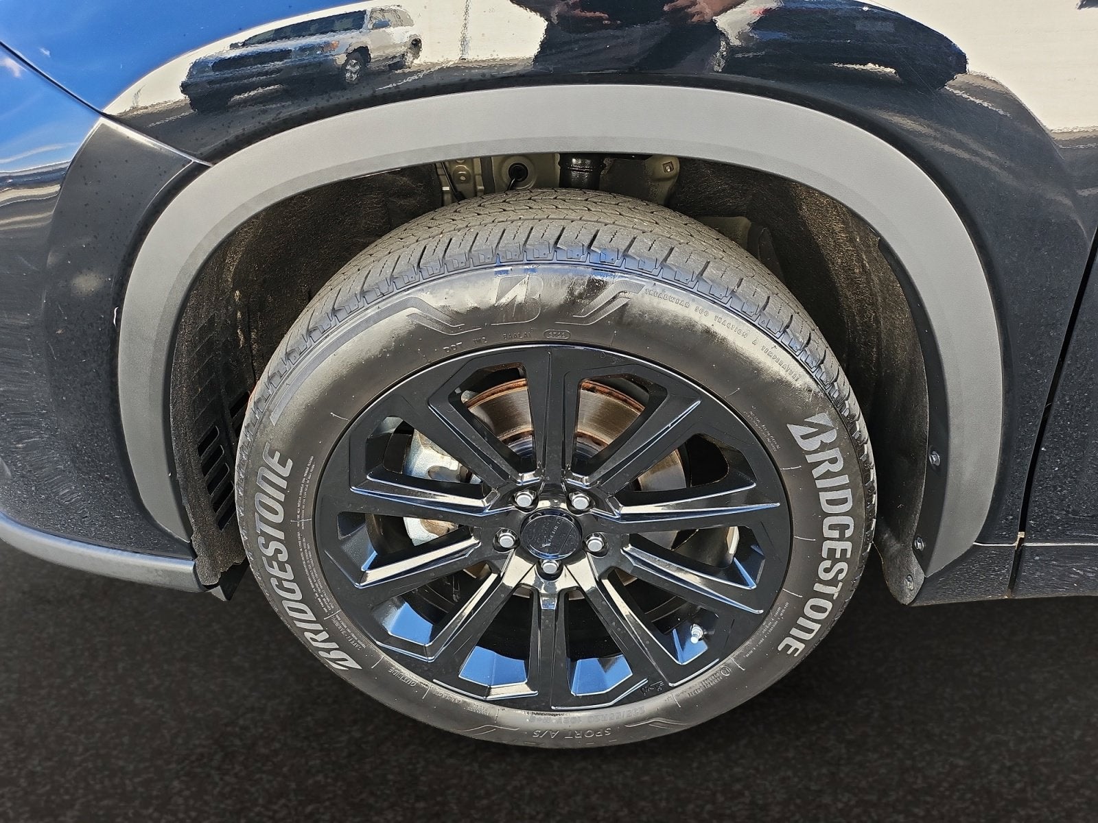 2023 Toyota Highlander Hybrid Bronze Edition