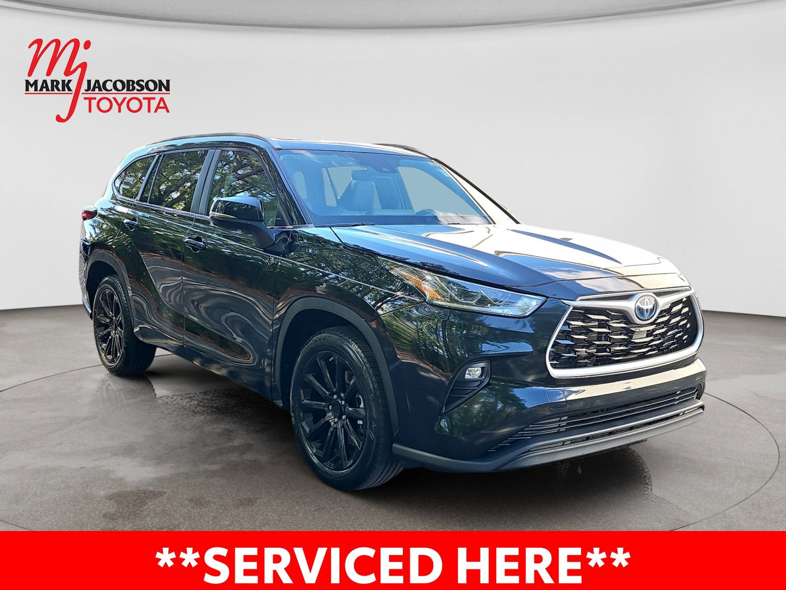 2023 Toyota Highlander Hybrid Bronze Edition