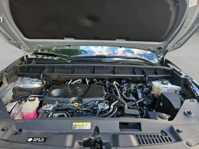 2022 Toyota Highlander Hybrid Bronze Edition
