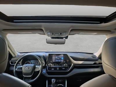 2022 Toyota Highlander Hybrid Bronze Edition