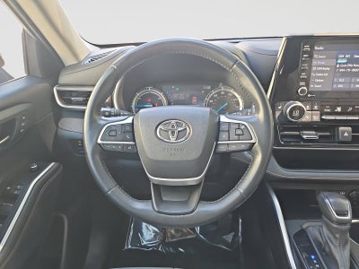 2022 Toyota Highlander Hybrid Bronze Edition