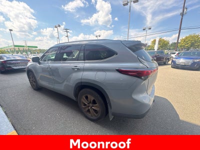 2022 Toyota Highlander Hybrid Bronze Edition