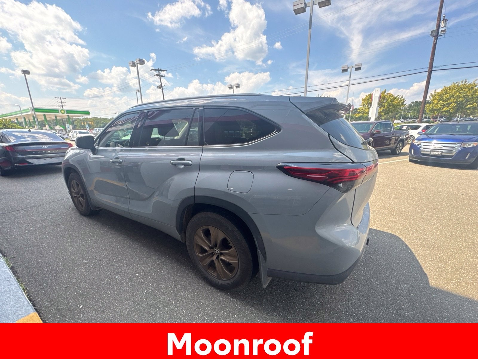 2022 Toyota Highlander Hybrid Bronze Edition
