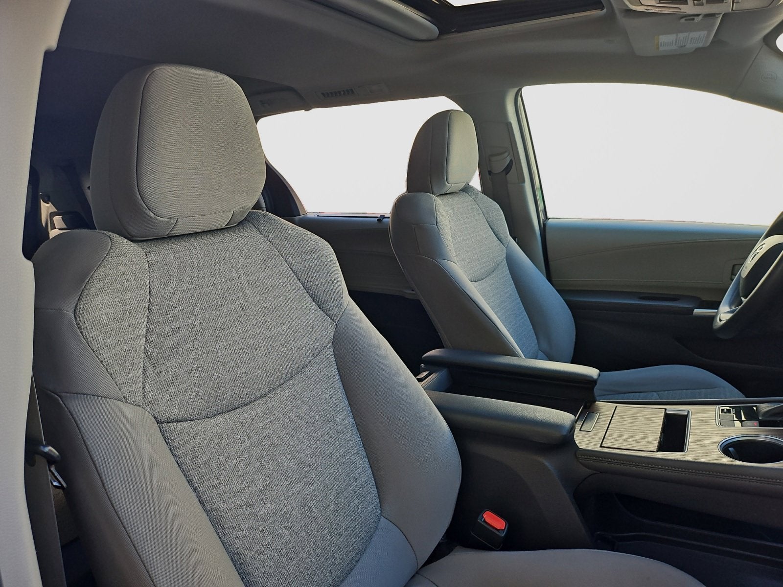 2021 Toyota Sienna LE 8 Passenger