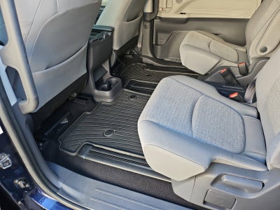 2021 Toyota Sienna LE 8 Passenger