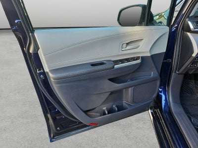 2021 Toyota Sienna LE 8 Passenger