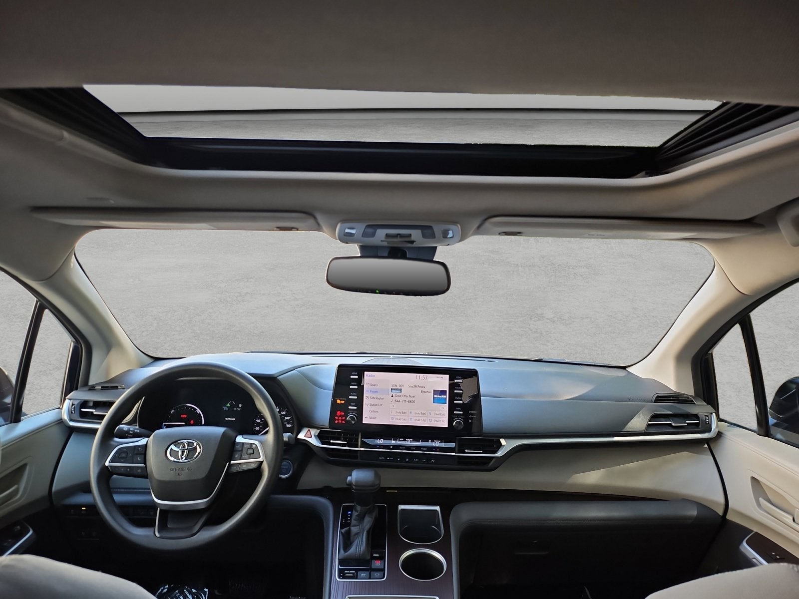 2021 Toyota Sienna LE 8 Passenger