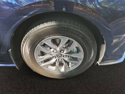 2021 Toyota Sienna LE 8 Passenger