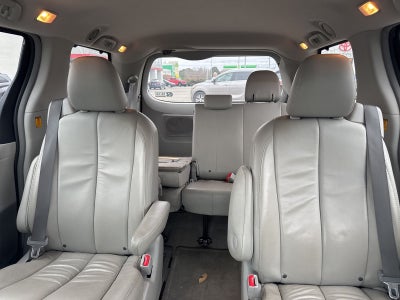 2013 Toyota Sienna XLE 7 Passenger