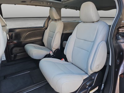 2020 Toyota Sienna Limited 7 Passenger