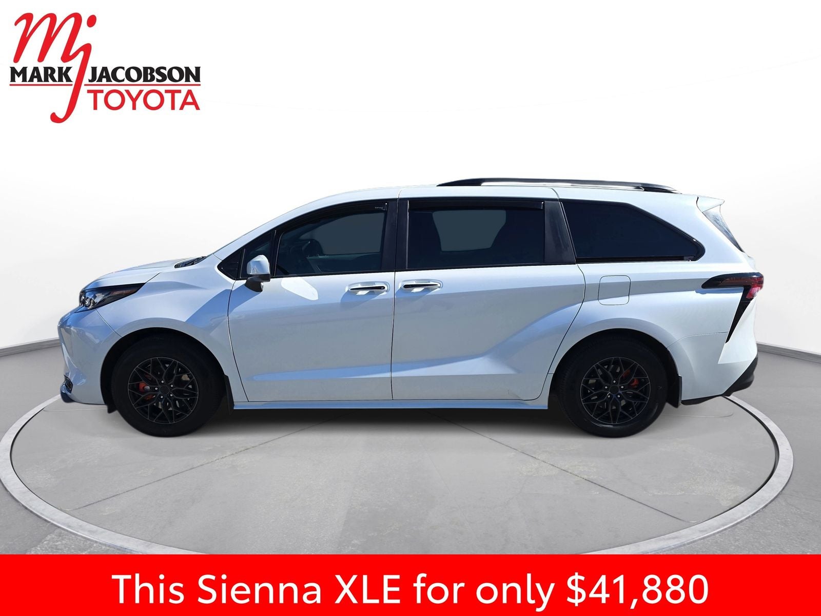 2024 Toyota Sienna XLE 7 Passenger