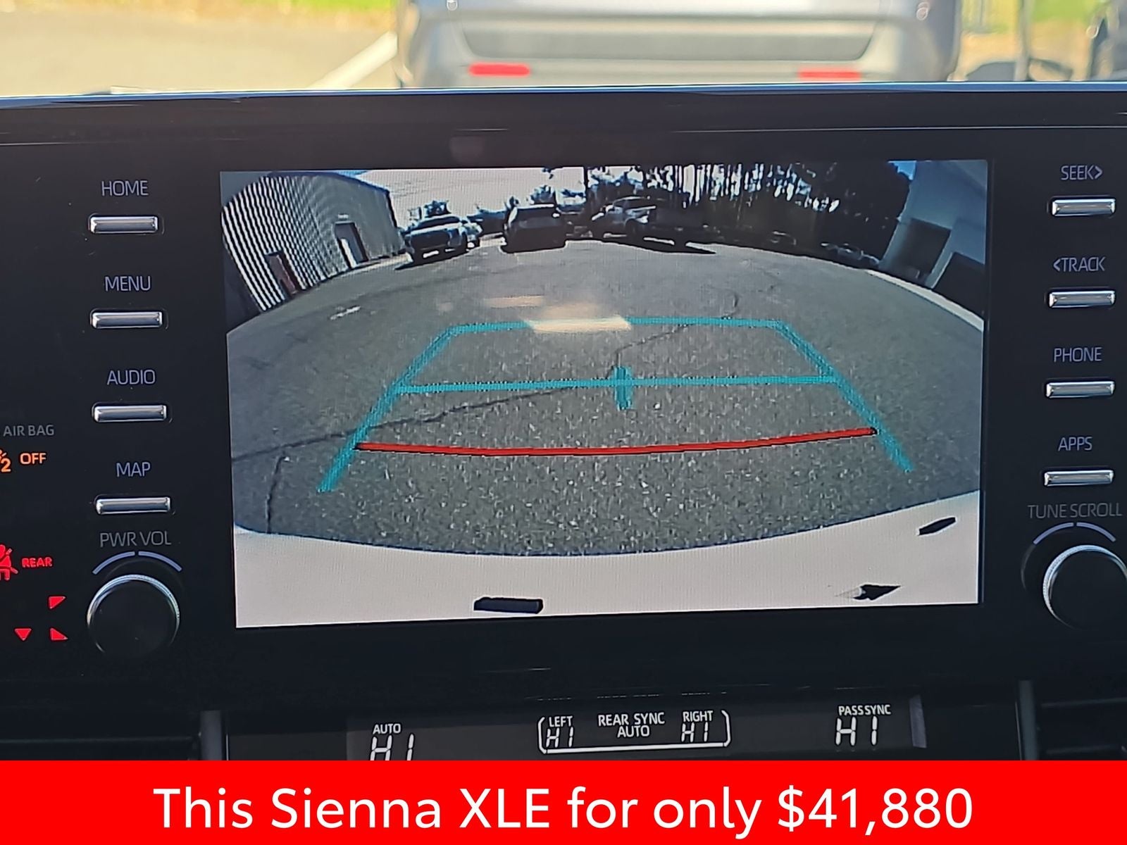 2024 Toyota Sienna XLE 7 Passenger