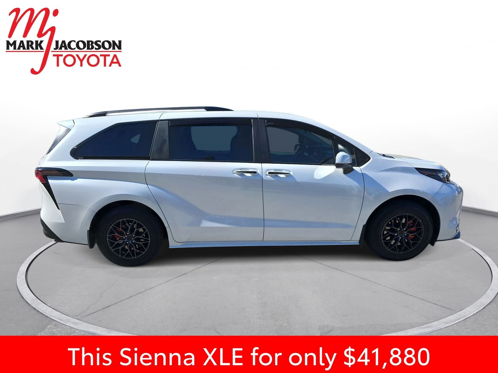 2024 Toyota Sienna XLE 7 Passenger