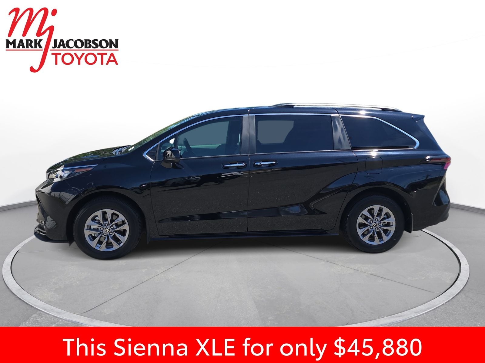 2025 Toyota Sienna XLE 7 Passenger