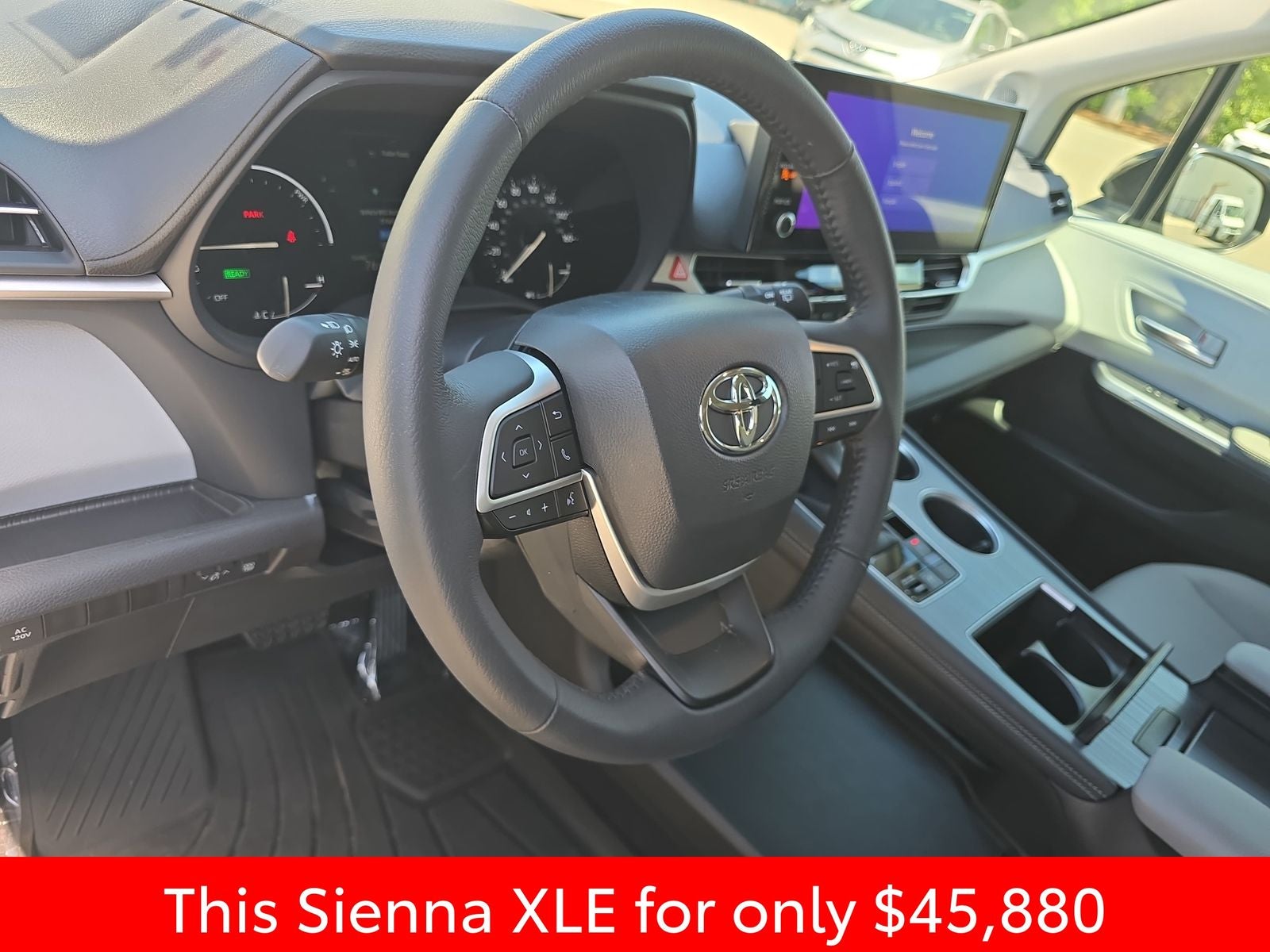 2025 Toyota Sienna XLE 7 Passenger
