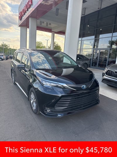 2025 Toyota Sienna XLE 7 Passenger