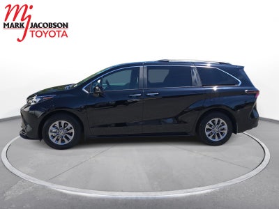 2025 Toyota Sienna XLE 7 Passenger
