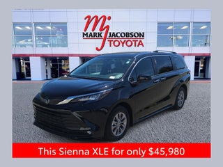 2025 Toyota Sienna XLE 7 Passenger