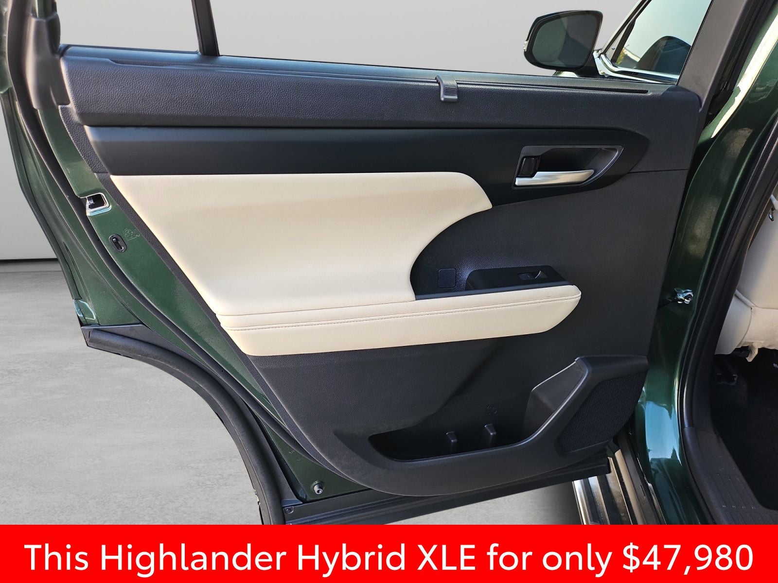 2025 Toyota Highlander Hybrid XLE