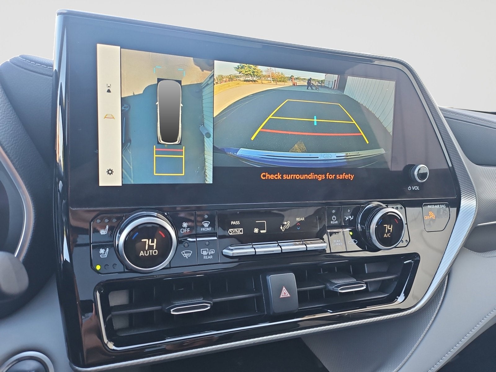 2024 Toyota Highlander Platinum
