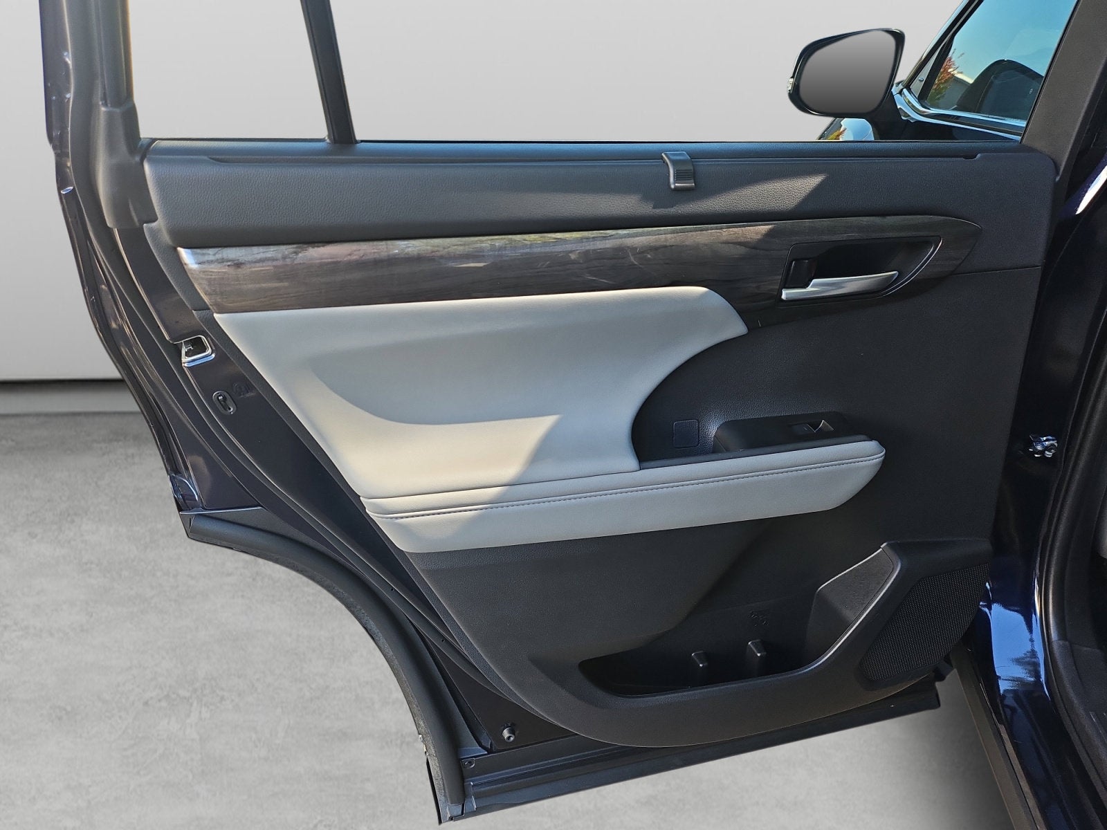 2024 Toyota Highlander Platinum