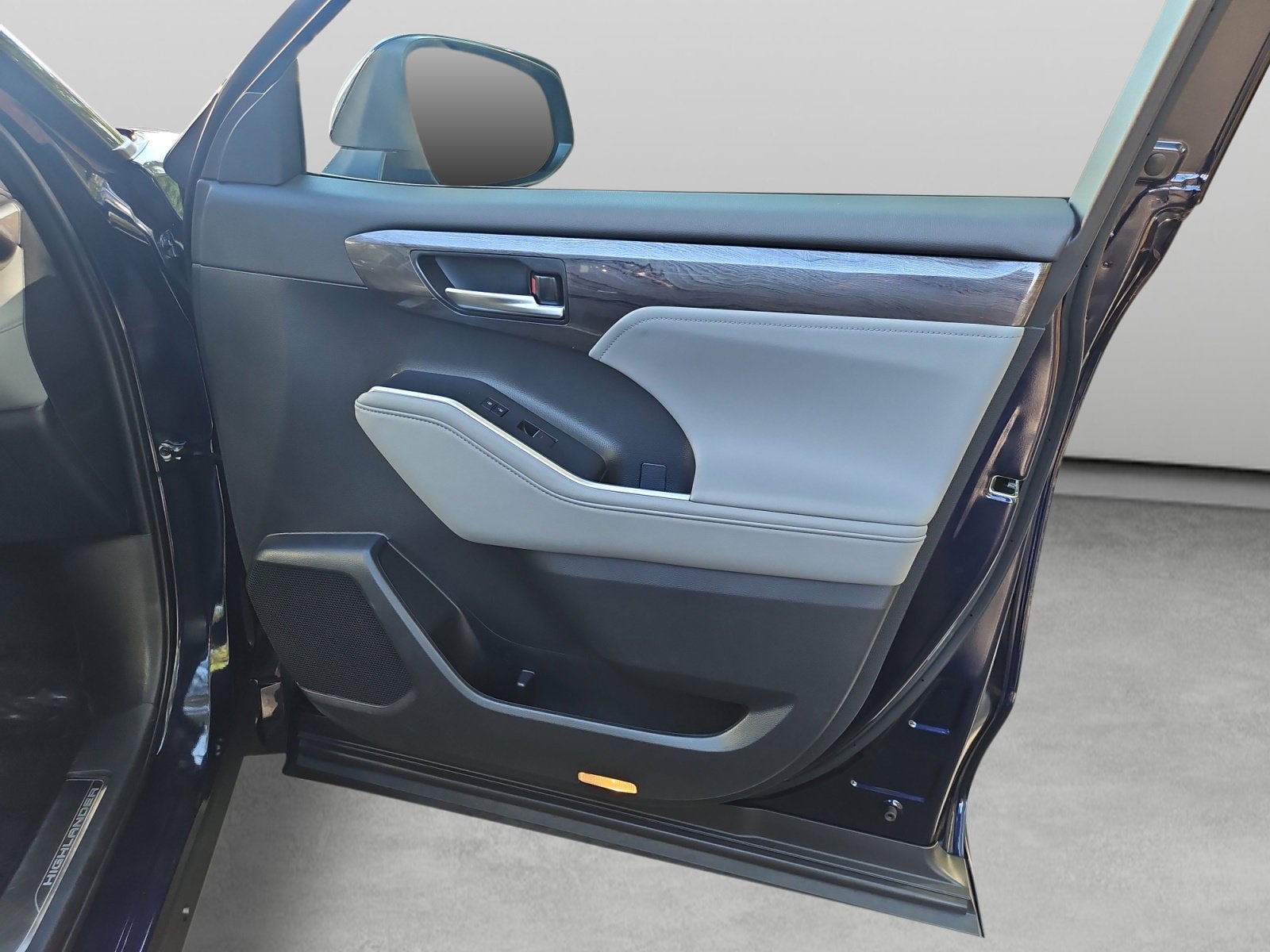 2024 Toyota Highlander Platinum