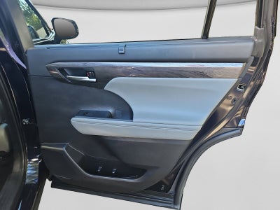 2024 Toyota Highlander Platinum