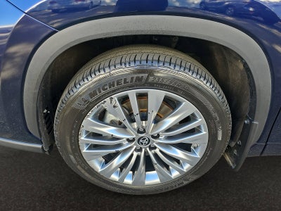2024 Toyota Highlander Platinum