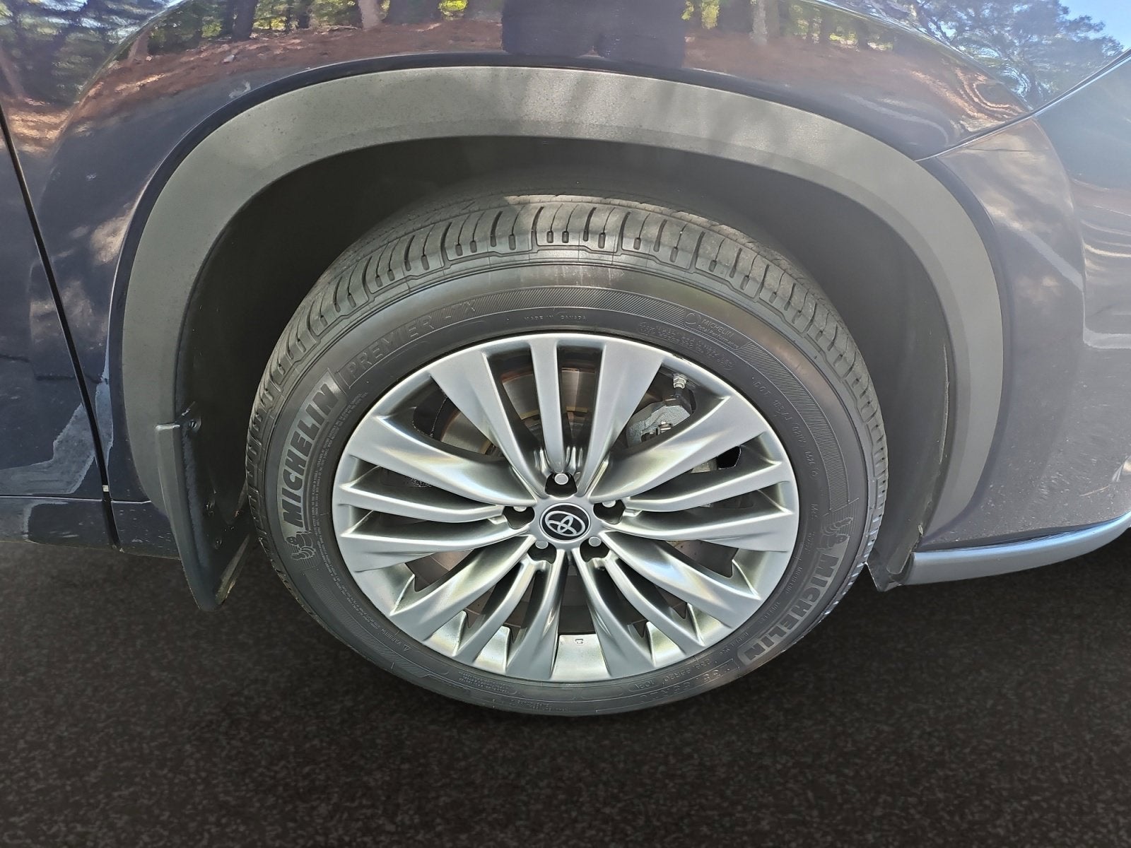 2024 Toyota Highlander Platinum