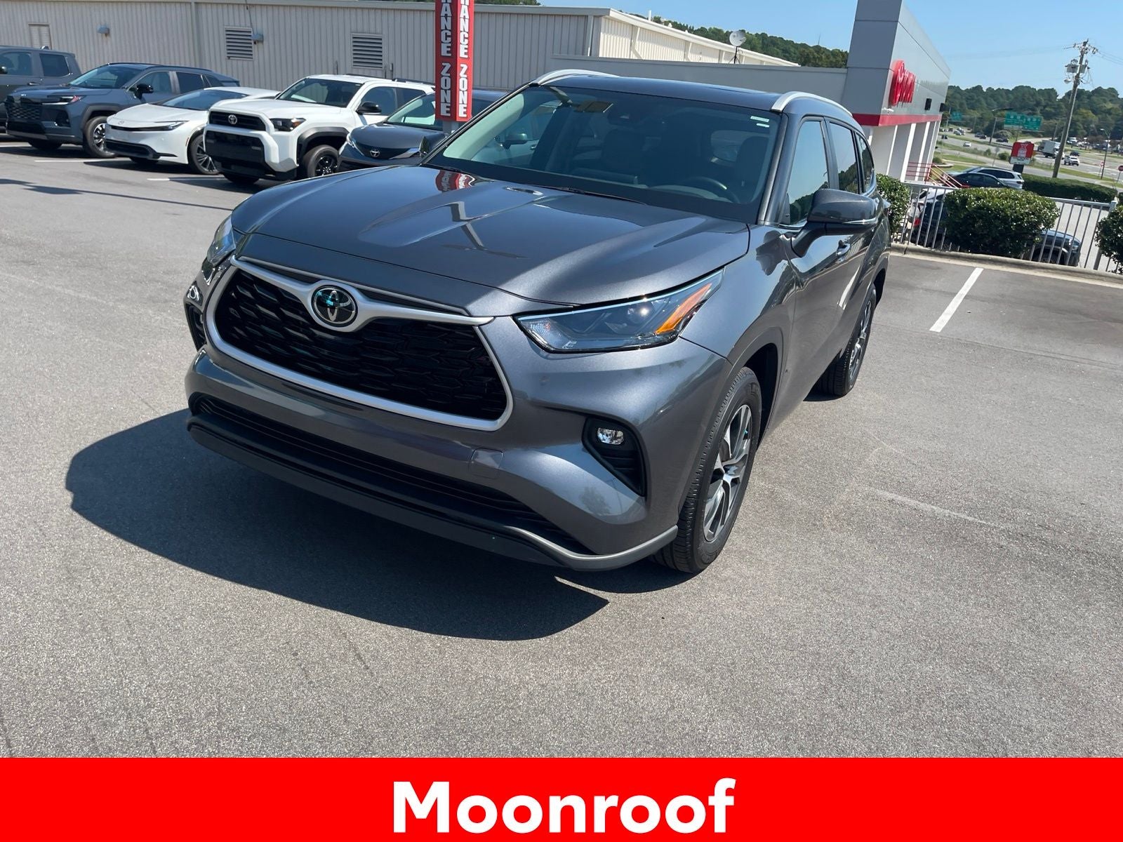 2025 Toyota Highlander XLE