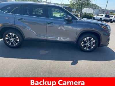 2025 Toyota Highlander XLE
