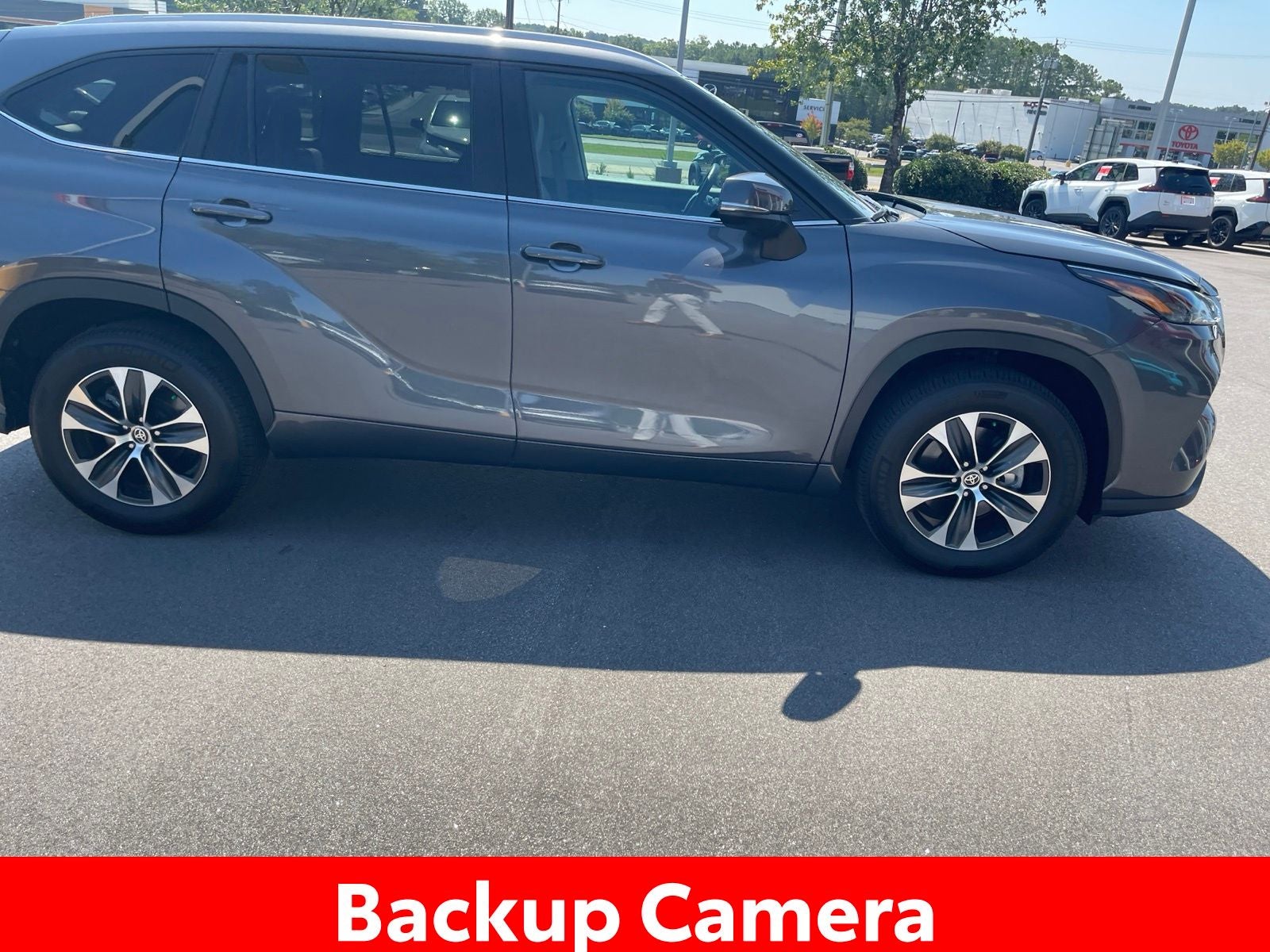 2025 Toyota Highlander XLE