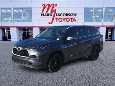 2023 Toyota Highlander XLE